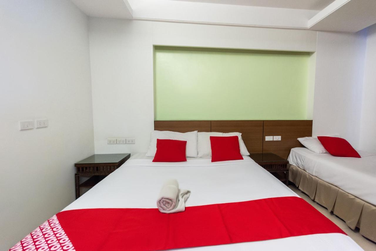 Chito'S Hotel Iloilo City Exterior photo